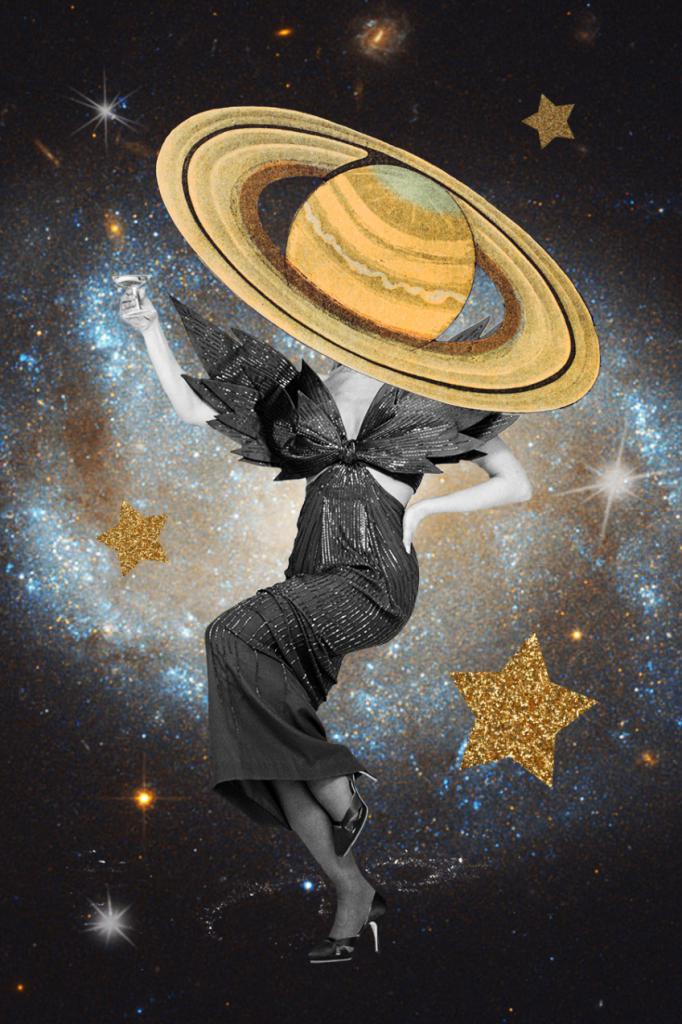 женщина в шляпе в форме Сатурна