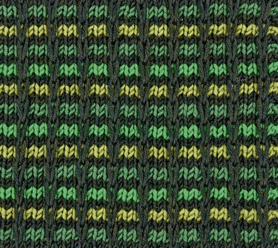 вязание спицами узора «цепочка в клеточку»