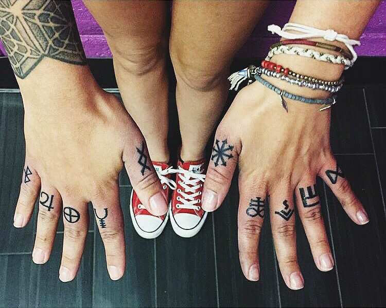 healed finger tattoos