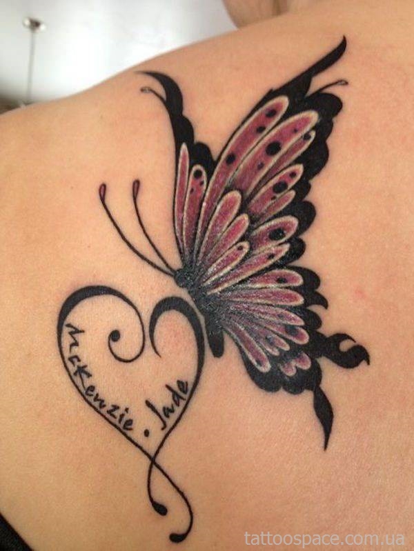 Бабочка и татуировка имени