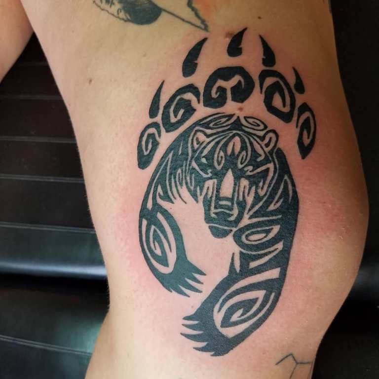 татуировка медведя