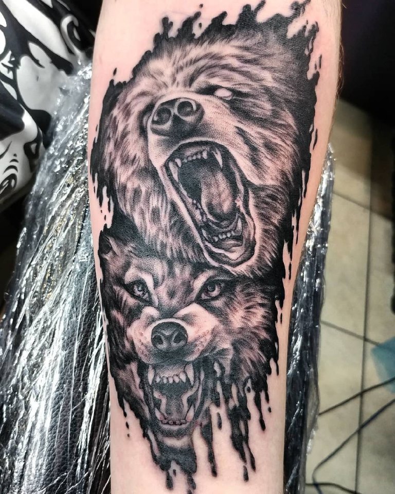 тату волчицы