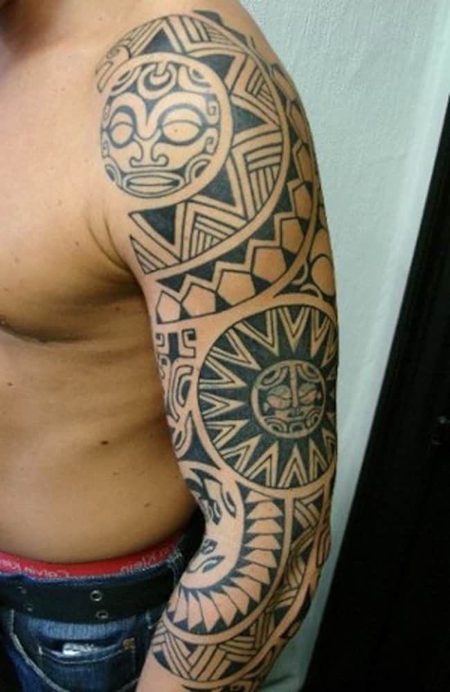 maori-and-polynesian-tattoos-on-left-sleeve