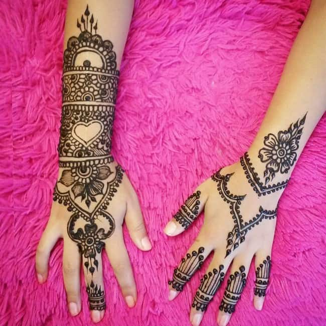 henna tattoo