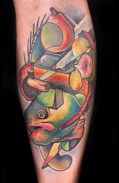 Татуировка на икре ноги