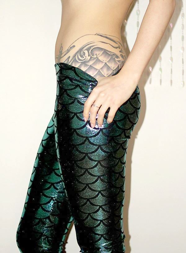 Mermaid Scales Tattoo Designs For Girls (20)