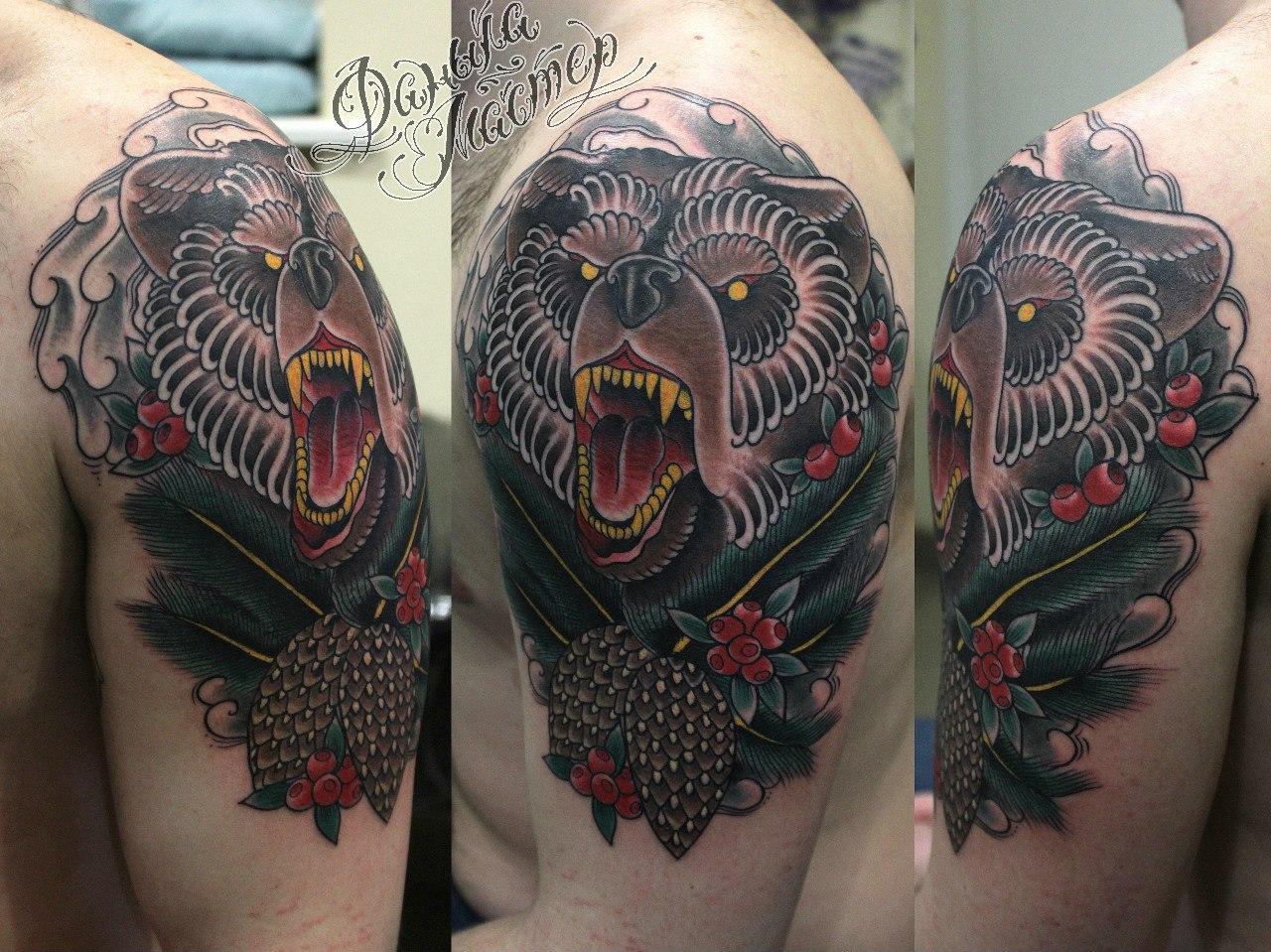 Художественная татуировка «Медведь» от Данилы-мастера. Место нанесения: плечо, по своему эскизу.