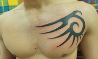 значение татуировки на груди