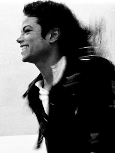 Майкл джексон портрет – Картины «поп-короля» Майкла Джексона / фото 2019