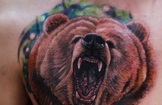 Тату на грудине медведь – Тату медведей на груди — 114 лучших фото татуировок 2019 года